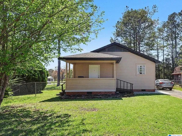 1811 21st Ave, Calera, AL 35040