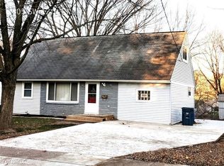 7305 SW 12th St, Des Moines, IA 50315