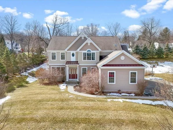 29 Deangelis Drive, Monroe, NY 10950