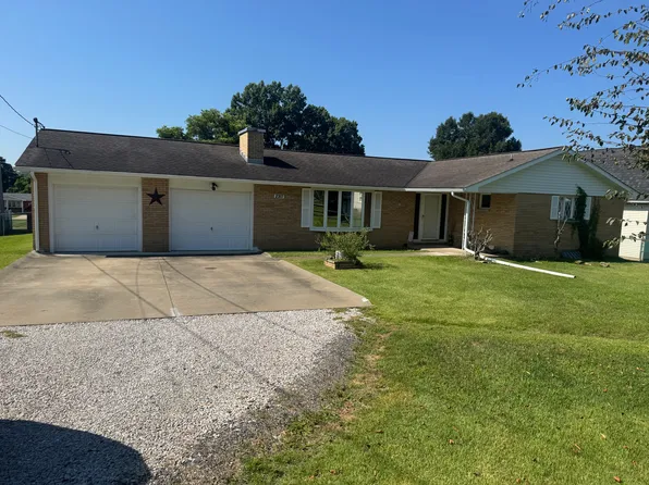 (undisclosed Address), Belpre, OH 45714