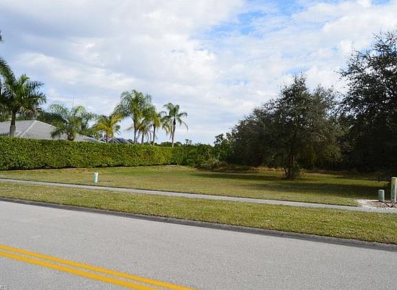 3rd image of 168 Cays Dr
