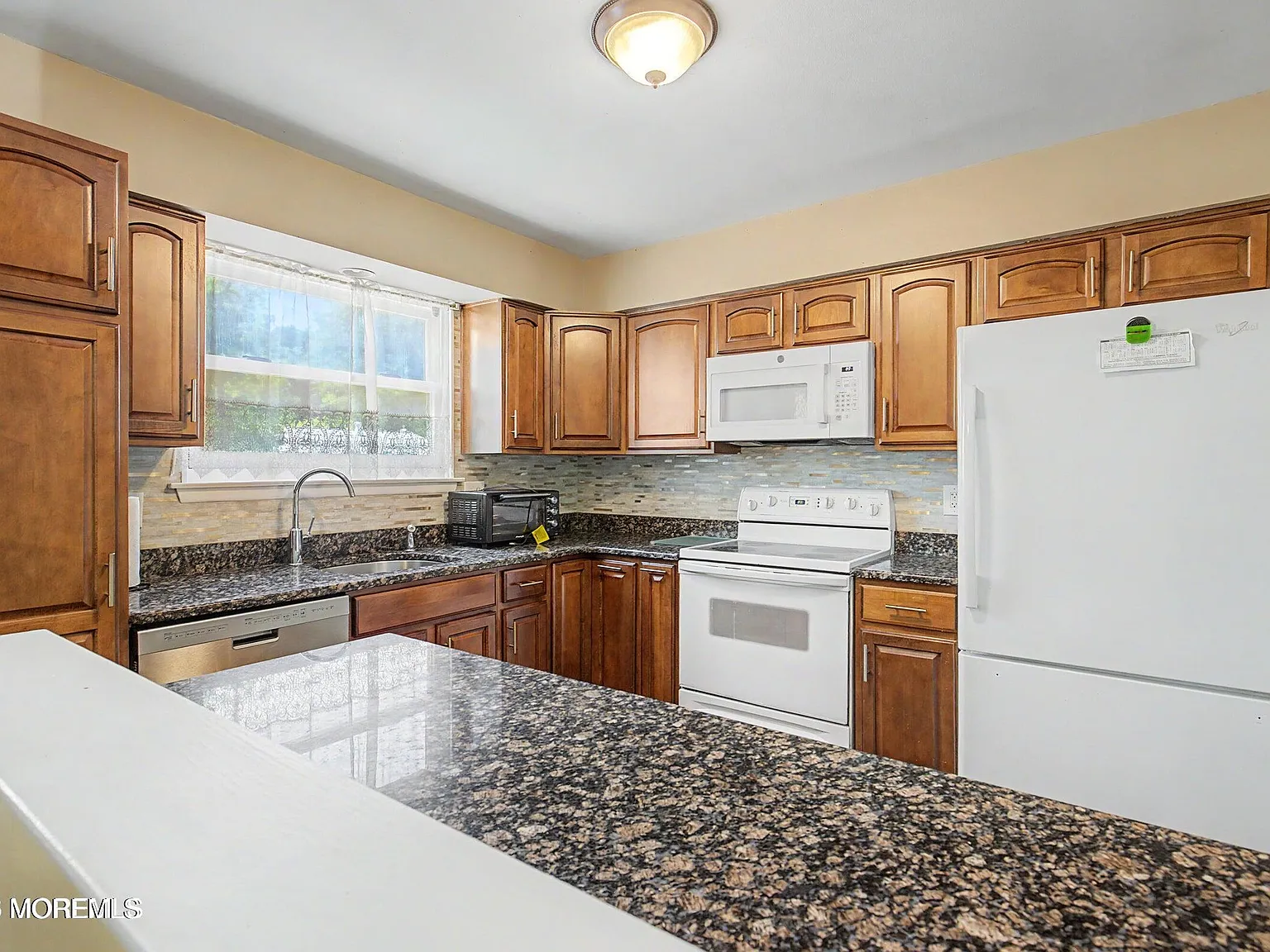 4 bed, 1720 sqft, $3,000 — Photo 4