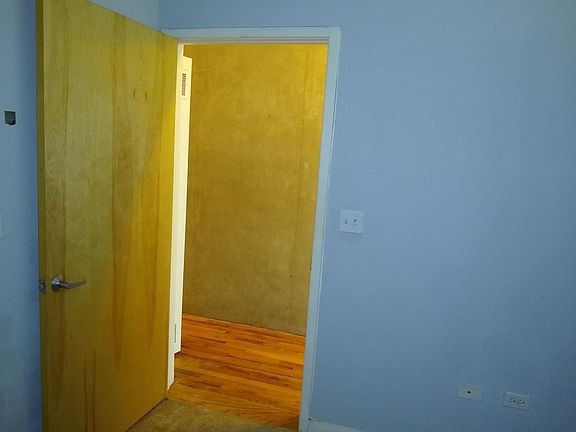 5th image of 630 N Franklin St APT 706