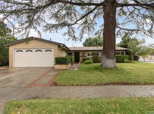 8560 Cozycroft Ave, Winnetka, CA 91306