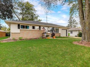 537 McKinley Ave, Hartford, WI 53027