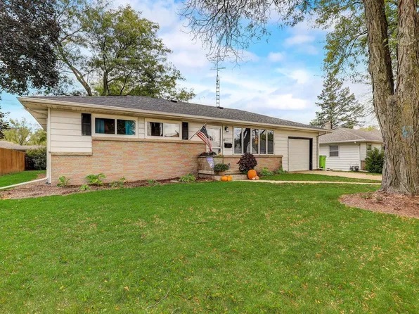537 Mckinley AVENUE, Hartford, WI 53027