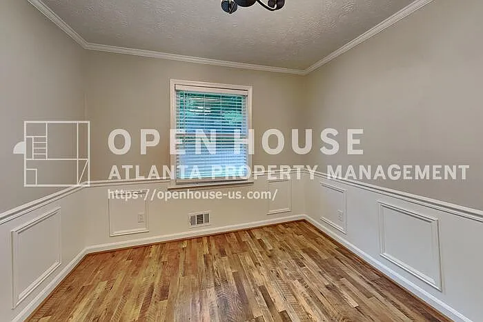400 Ansley Dr — Photo 9