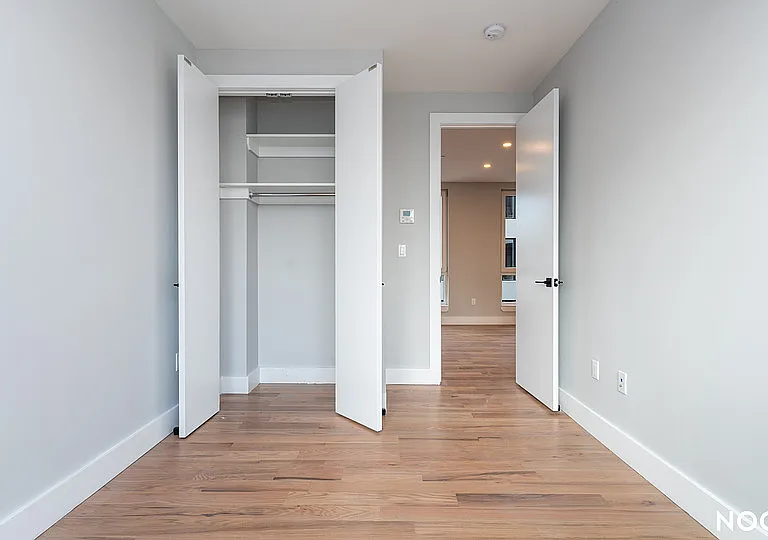 31-61 Vernon Blvd #8Z — Photo 9