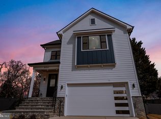 806 Randolph St, Falls Church, VA 22046