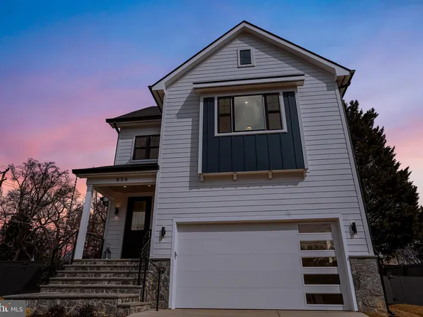 806 Randolph St, Falls Church, VA 22046