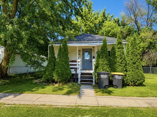 313 NE 3rd St, Eagle Grove, IA 50533