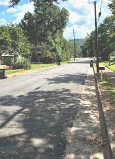 Exterior Neighborhood (street photo)