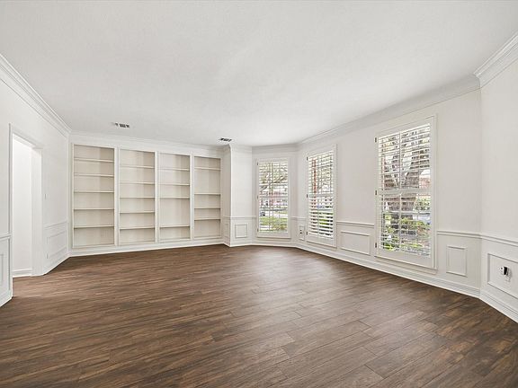 4th image of 4106 Trent St