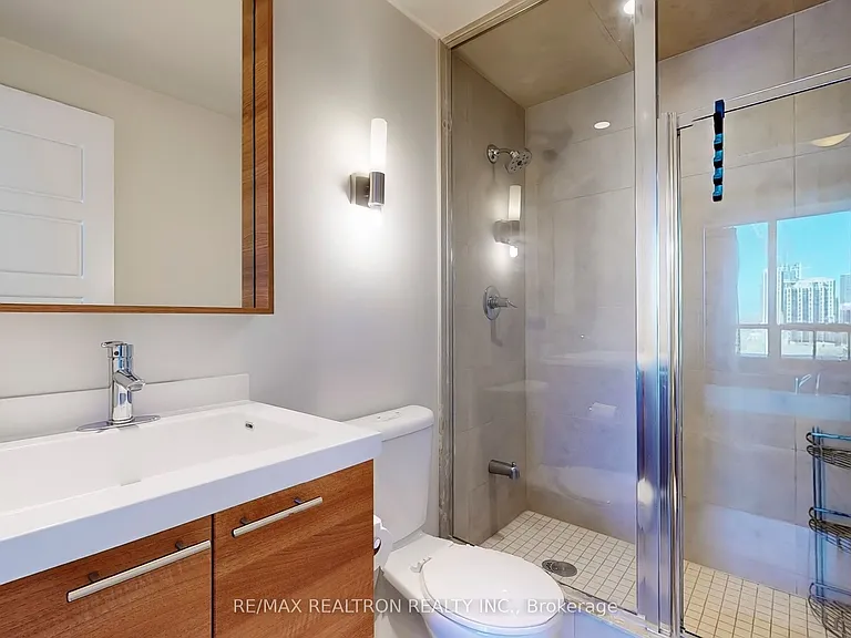 15 Viking Ln #708 — Photo 21
