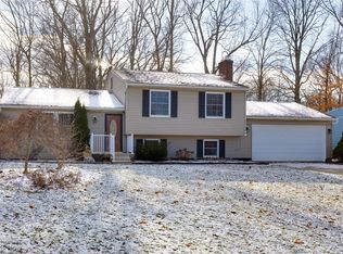 4291 Baird Rd, Stow, OH 44224