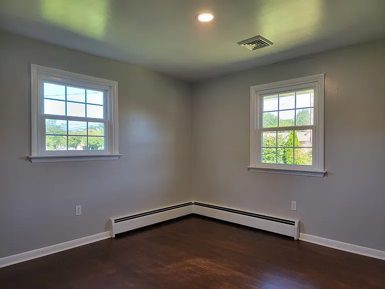 2422 New Holland Pike — Photo 11