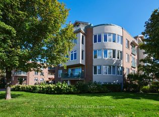 997 N River Rd #101C, Ottawa, ON K1K3V2