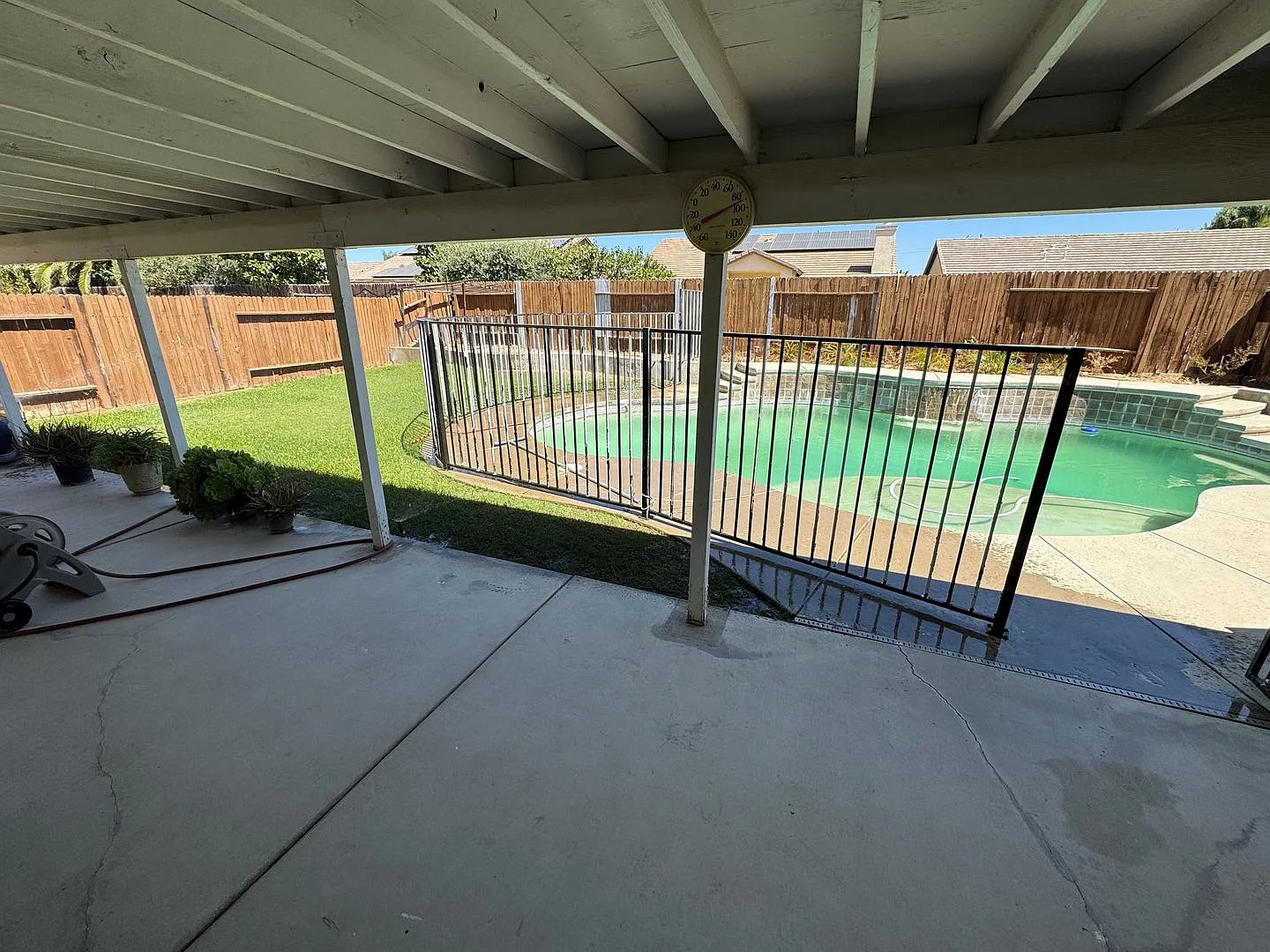 Great Family Home in Southwest Bakersfield — Photo 4