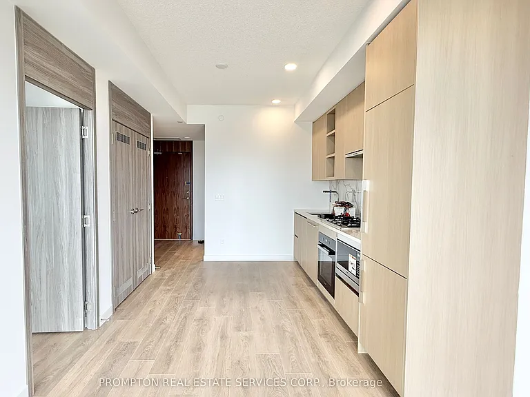 18 Esther Shiner Blvd #1003 — Photo 6