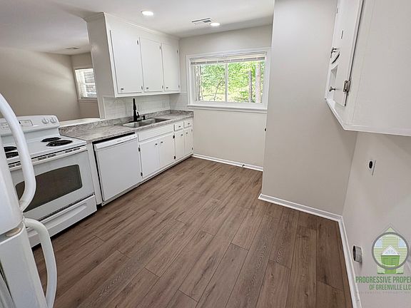 5th image of 14 Tanyard Rd #B