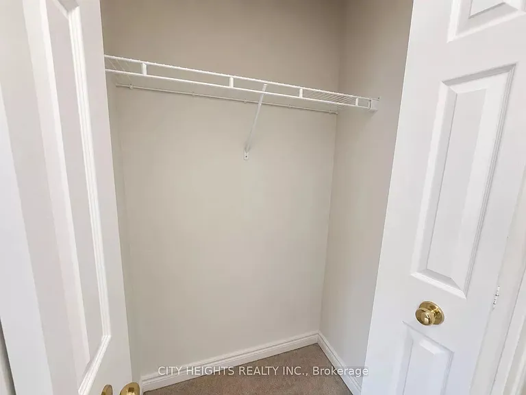 555 Grasslands Ct — Photo 16