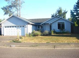 1922 Clark Ave, Cottage Grove, OR 97424
