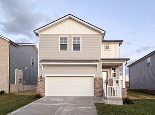 196 E Millbrook Dr, Spring Hill, TN 37174