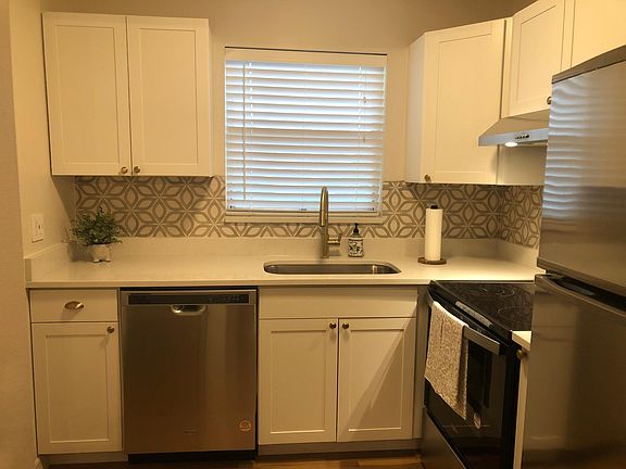 5th image of 4480 Ironwood Cir APT 309