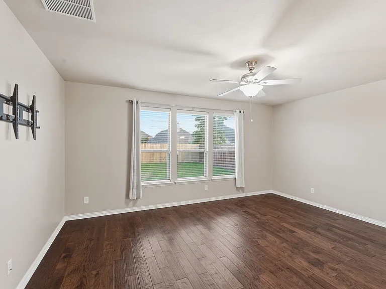 2208 Gregory Creek Dr — Photo 15