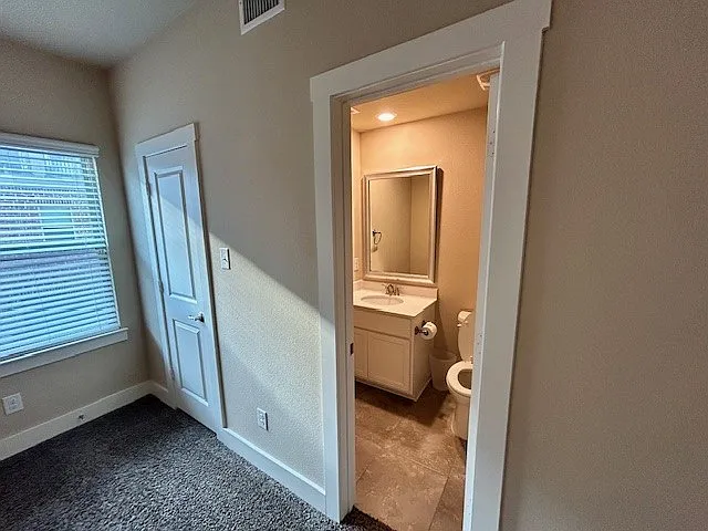 2424 Eureka Way — Photo 15