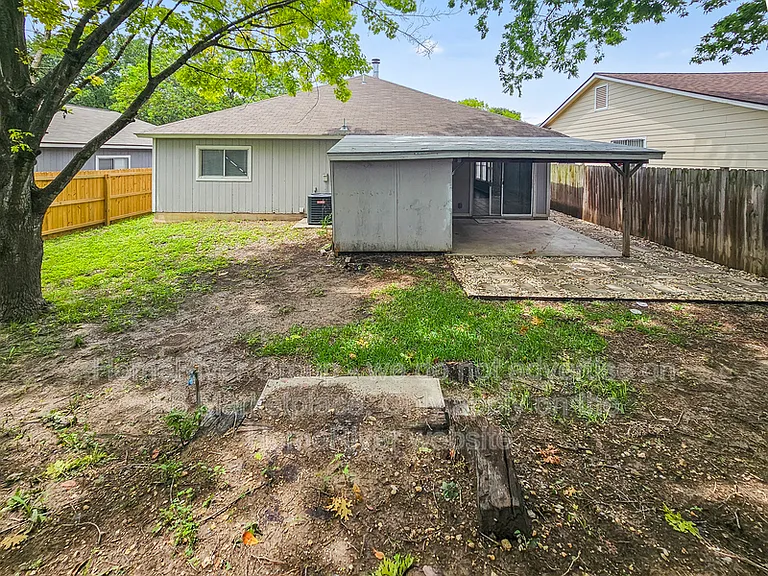 10455 Alpine Vlg — Photo 17