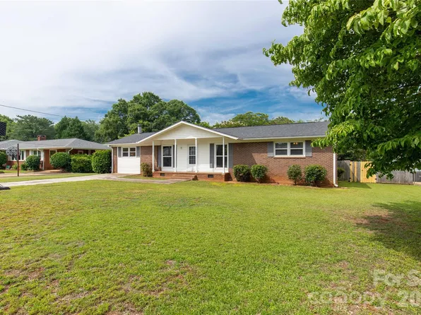 755 Emorywood Ave, Rock Hill, SC 29730