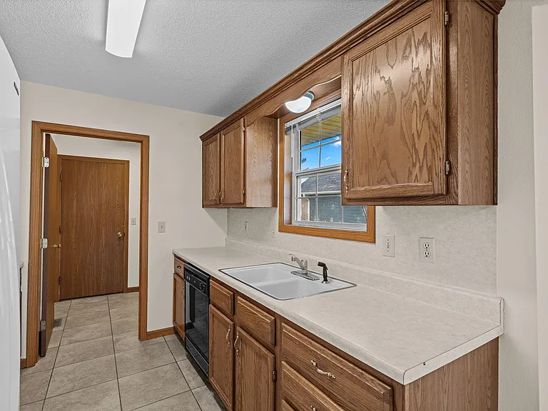 1278 W Butterfield Dr — Photo 10