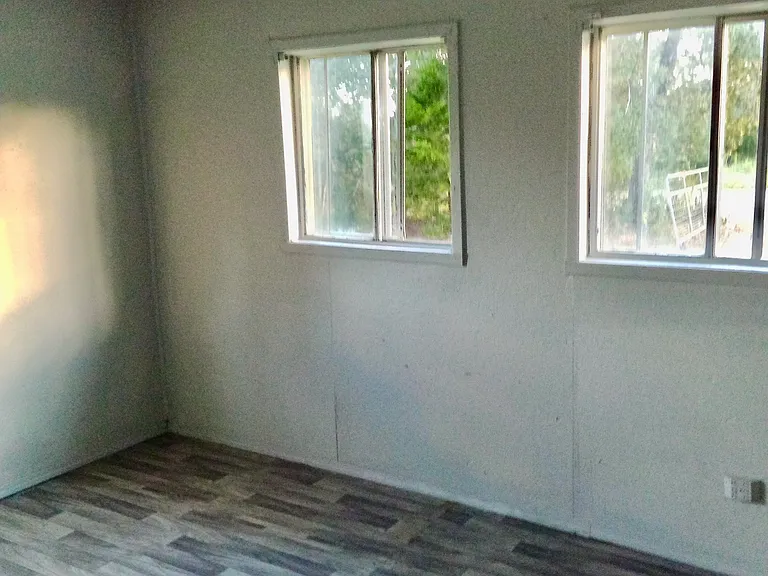 564 McDonald Ln W — Photo 7