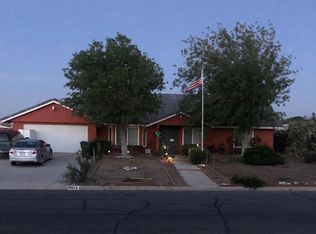 11613 Topaz Rd, Victorville, CA 92392