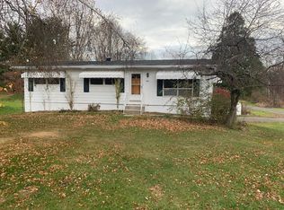 300 Maple St, Conneaut Lake, PA 16316