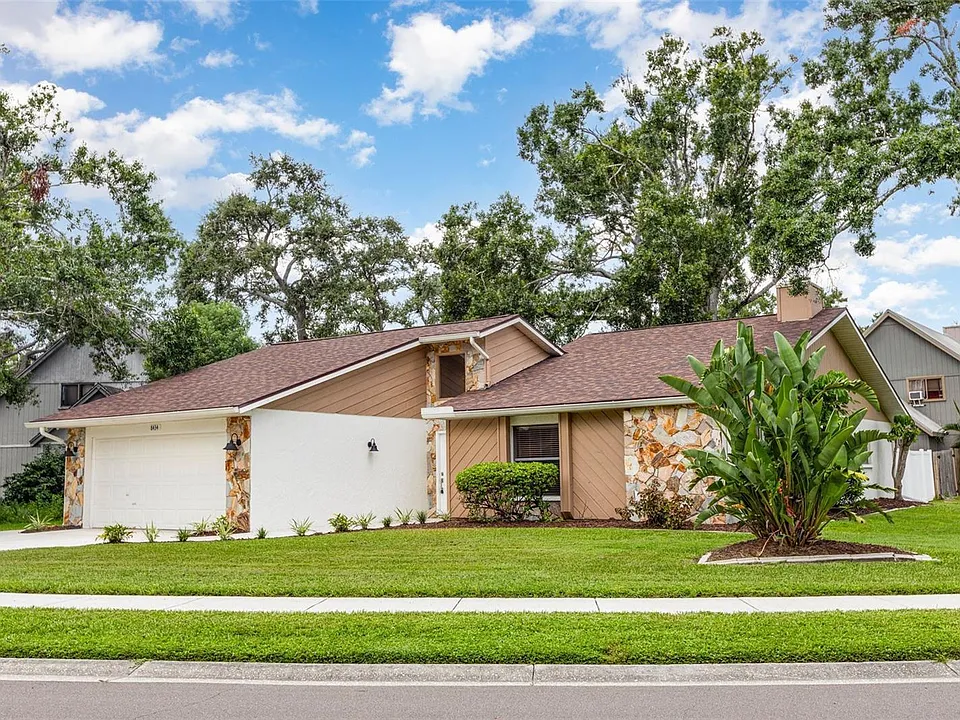 8434 Cypress Lake Cir