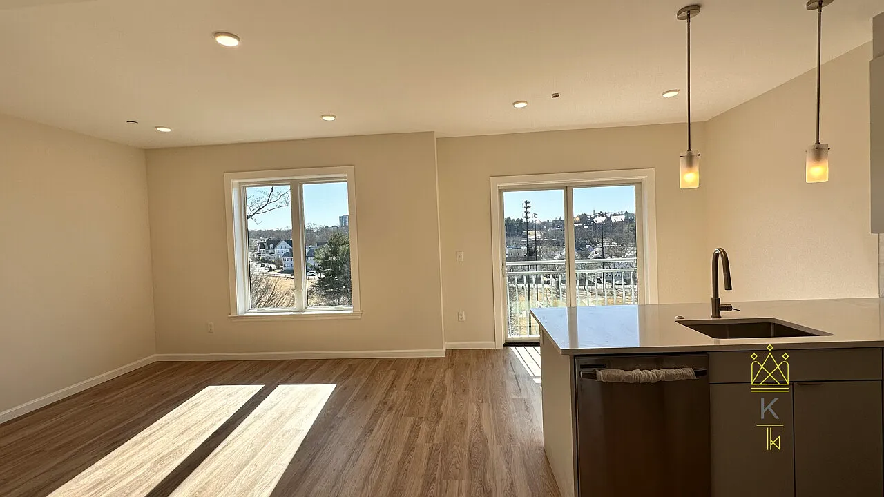 2 bed, 930 sqft, $4,350 — Photo 4