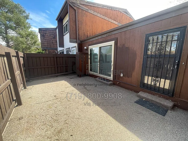 164 Bonnymede Rd #G — Photo 13
