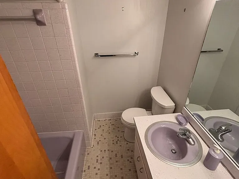 2312 Bedford Ave — Photo 18