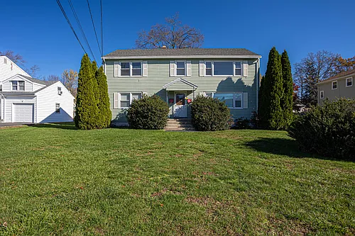 272 Hunyadi Ave #2 Photo 1