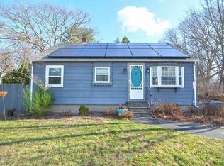57 Seven Mile River Dr, Attleboro, MA 02703