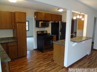 1916 Laramie Trl, Minneapolis, MN 55444