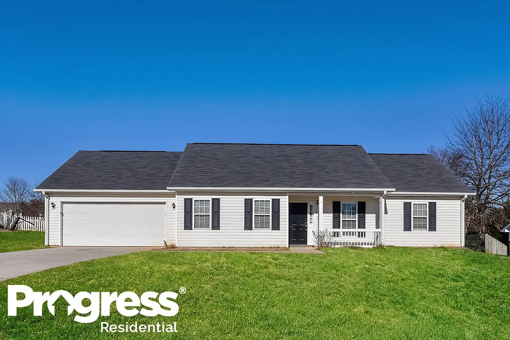 914 Justin Dr photo 1