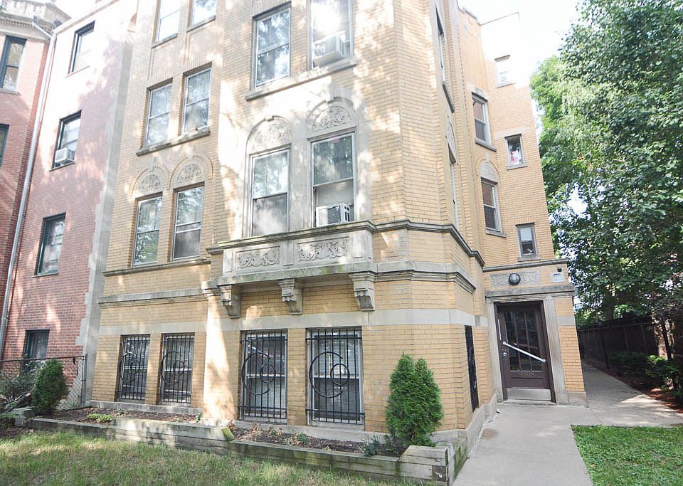 1st image of 4612 N Hermitage Ave APT 3W