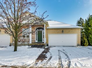 947 Adirondack Rd #16, London, ON N6K 4Y7