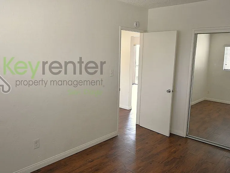 4580 33rd St #6 — Photo 4