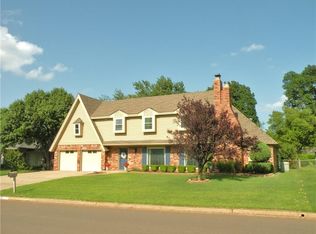 12608 Saint Andrews Dr, Oklahoma City, OK 73120