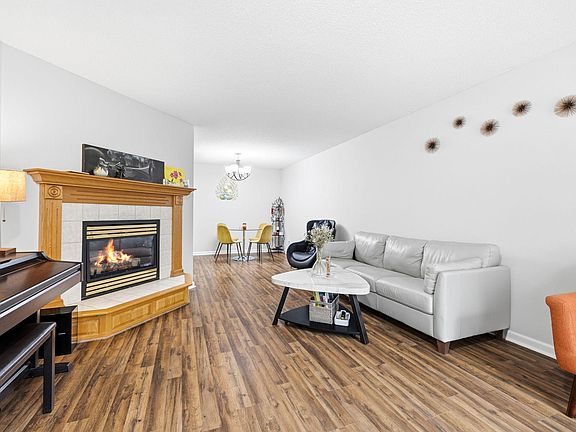 5th image of 12343 Zealand Ave N