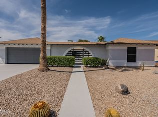 10704 W Tropicana Cir, Sun City, AZ 85351